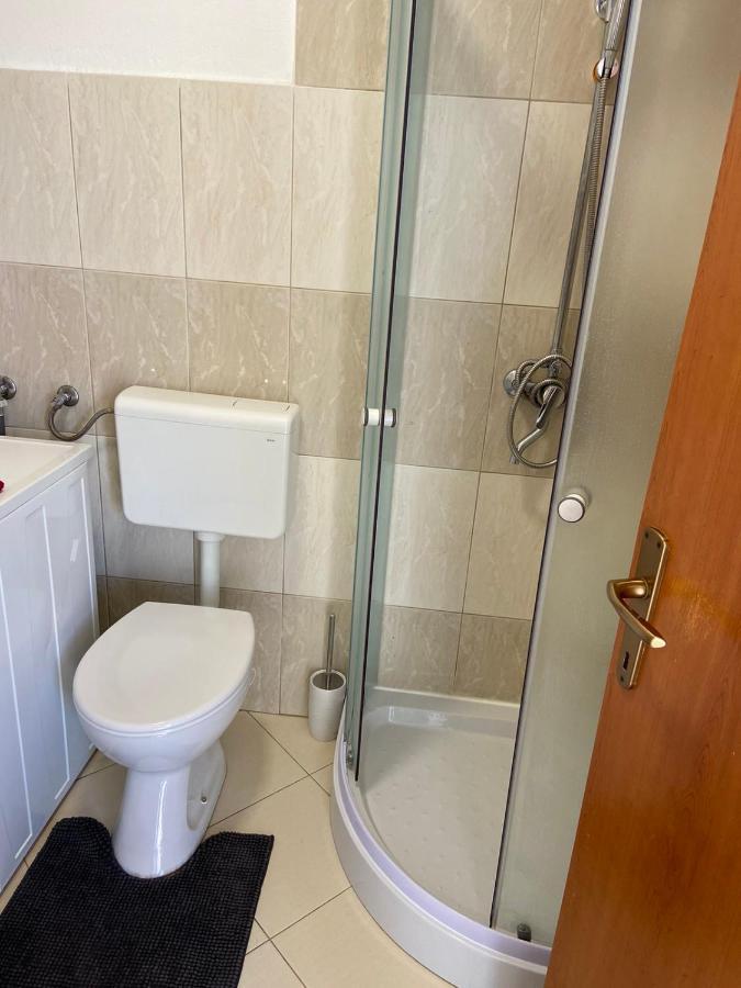 Apartman Hana U Blizini Automotodroma Grobnik I Kostrenski Plaza Kostrena Ngoại thất bức ảnh
